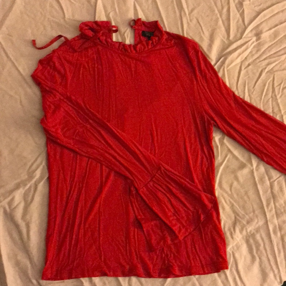 Long sleeve top with ruffles